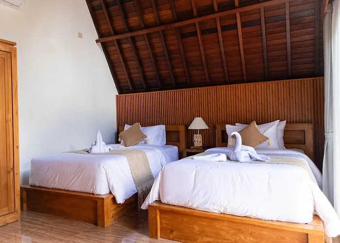 Lereng Agung Villa