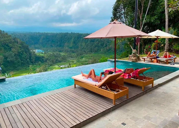 Villa Lereng Agung *